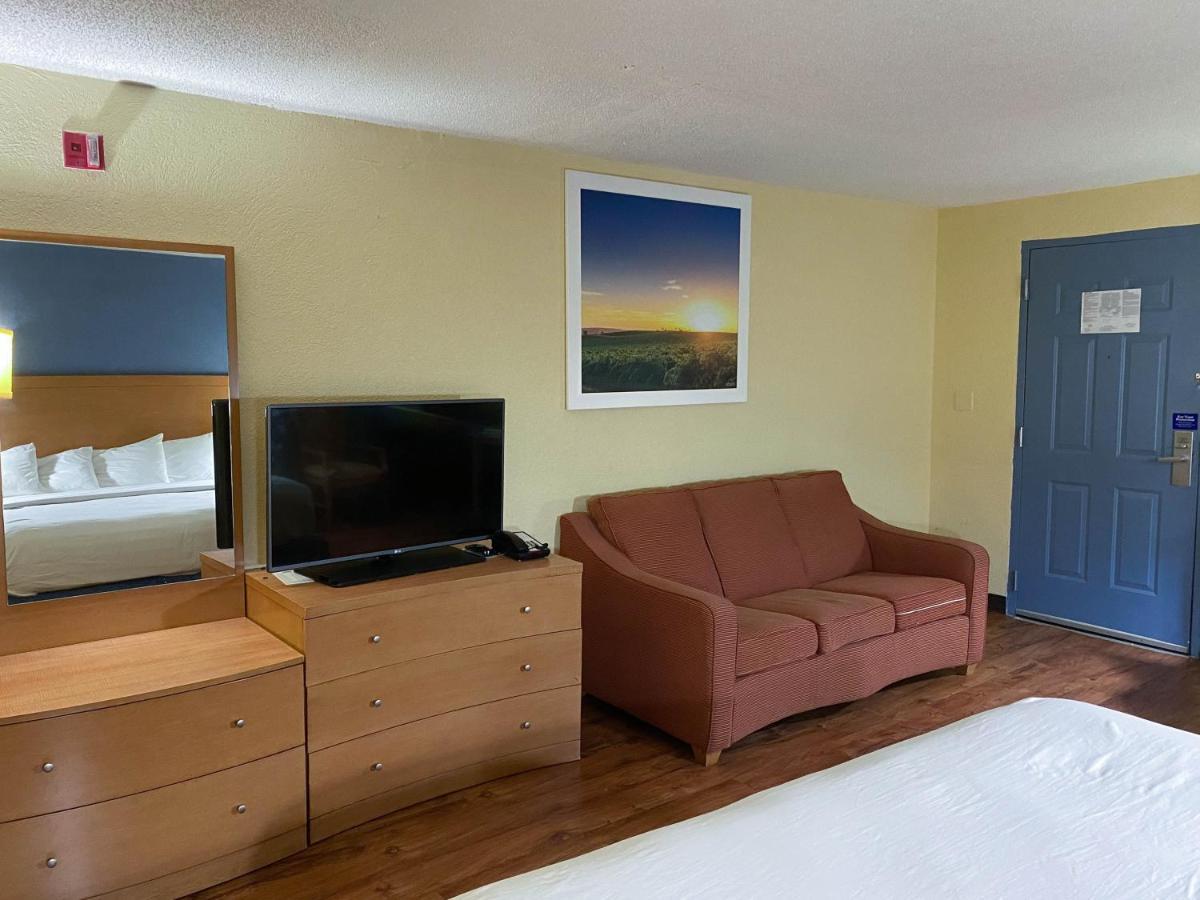 Motel 6 Savannah Ga Gateway & I95 Esterno foto